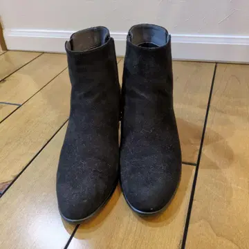 블랙 스웨이드 숏부츠 Riz raffinee