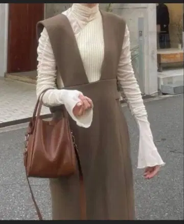 [새상품급] eaphi 하이 웨이스트 벨트 점퍼 스커트