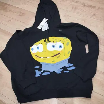 유니클로 스펀지밥 후드티 XL