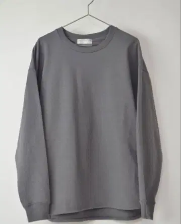 새상품급! bettaku (베타쿠) / 1턱 슬릿 티셔츠 차콜