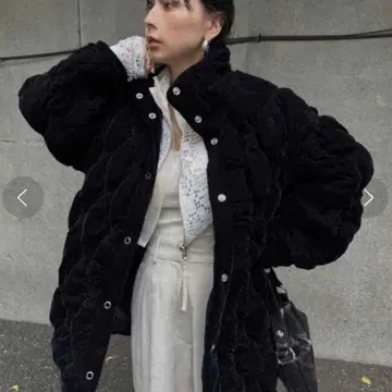 Ameri Vintage 벨로아 퀼팅 스탠드 카라 블루종