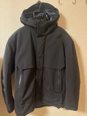 유니클로 +J 하이브리드 다운 오버사이즈 파카 블랙 M 사이즈