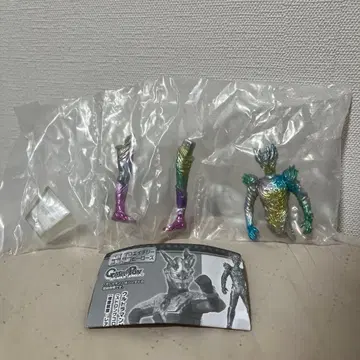 울트라맨 사가 탄생 ver. 레어 울트라맨 HG 히어로즈 가샤폰