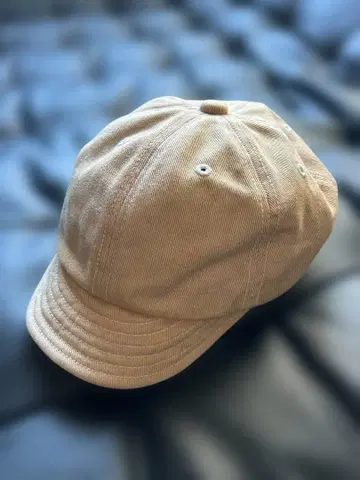 ADITIONAL 베이지 숏 리브 워크캡