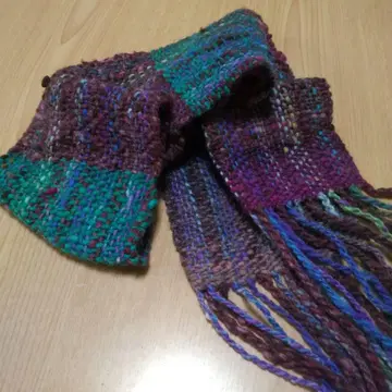 색이 아름다운 울 100% 수제 머플러