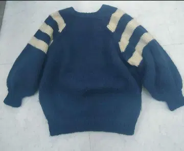 울 볼륨 니트 블루