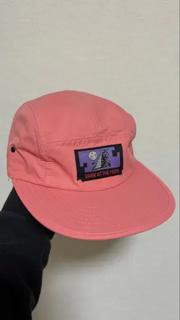 BARK AT THE MOON 핑크캡 유메마루