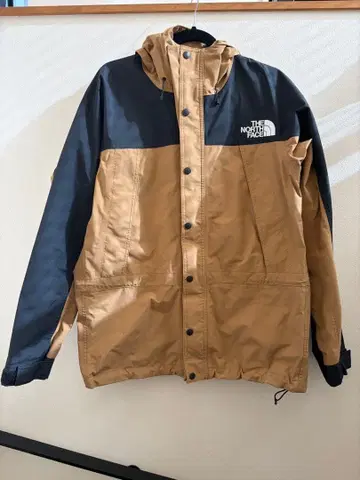THE NORTH FACE 마운틴 라이트 자켓 L 베이지/블랙