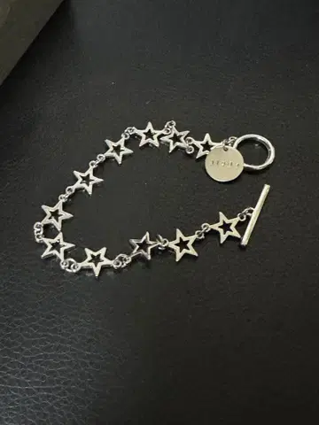 JieDa 실버 별 모양 팔찌 박스 포함