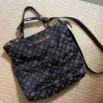 russet 숄더백 러셋