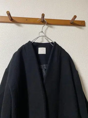 SENSE OF PLACE 울 혼방 노카라 미들 기장 코트