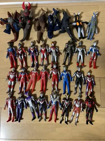 울트라맨 피규어 세트 31체