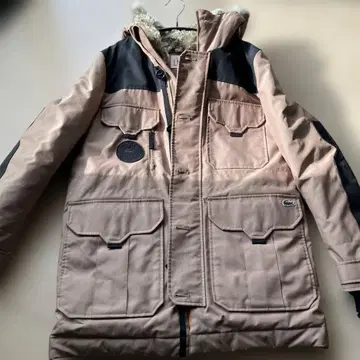 LACOSTE 후드 부착 다운 자켓 M 사이즈