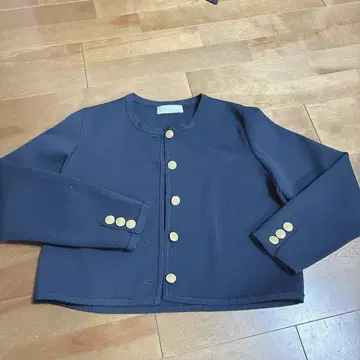 컨디션 최상 셀포드 네이비 노카라 자켓 프리 사이즈 시착만 한 상품 착용