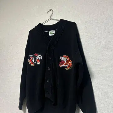 즉시 완판 디자인 at far heaven 가디건 니트 호랑이 M