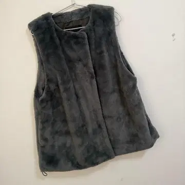 지나시스 퍼 베스트