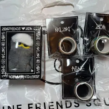 G-DRAGON ZO&FRIENDS 키링 스티커 덤 포함