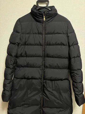 Salvatore Ferragamo 블랙 다운 자켓 42