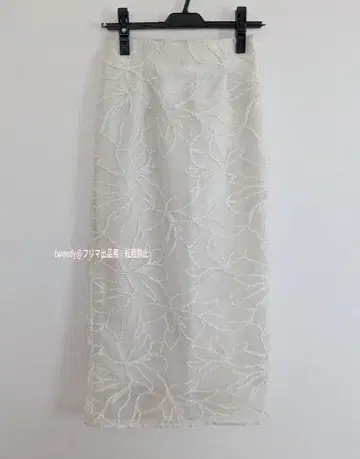 [ 미사용 새상품 택 포함 ] 마이 스트라다 프린지 자수 타이트 스커트