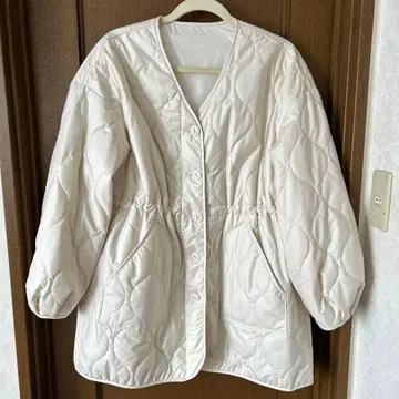 earth 아이보리 퀼팅 자켓 허리 드로스트 숏 미들 기장