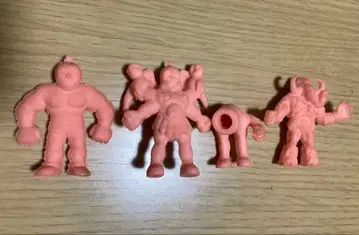 근육맨 지우개 (왕위쟁탈전, 피닉스 지성 팀)