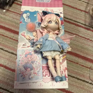 INEDIBLE'S 블라인드 인형