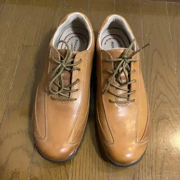 ROCKPORT 베이지 가죽 스니커즈