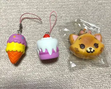 [ 묶음 판매 ] 스퀴즈 아이스크림 케이크 고양이 스트랩 세트