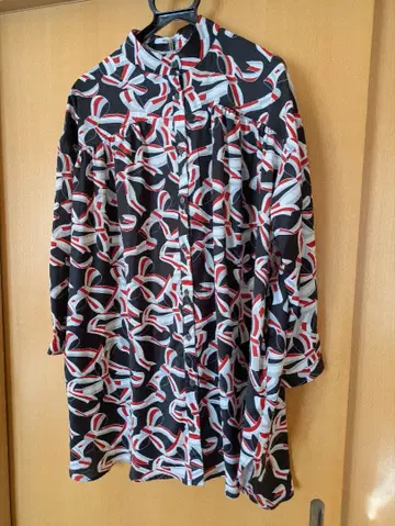 긴팔 블라우스 sandy 샌디 블랙 레드 리본