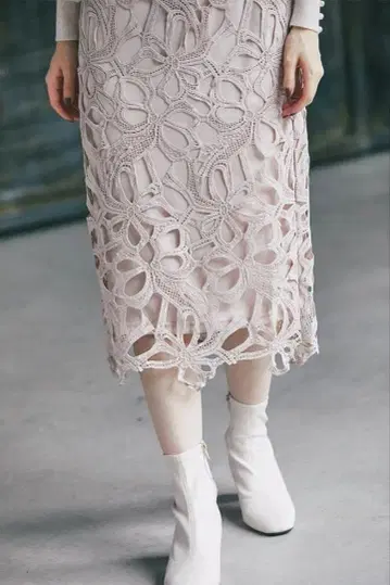 리본 레이스 타이트 스커트 tocco closet 더스티 핑크