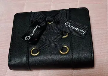 리본 포함 블랙 3단 폴더형 지갑