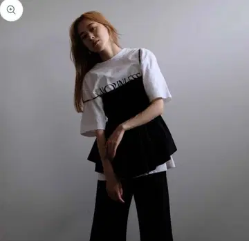 NOUNLESS 로고 오버 T셔츠