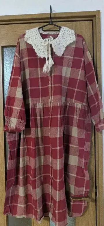 Samansa Mos2 패턴 모듬 밴드 카라 셔츠 원피스