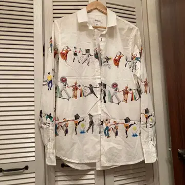 정가 14899엔 Desiguai 프린트 셔츠