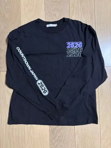 카운트다운 재팬 2526 롱T 플래닛 록킨온