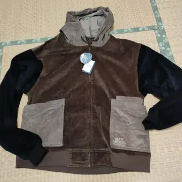 짐 마스터 마운틴 파카 M 사이즈 브라운 미사용 새상품