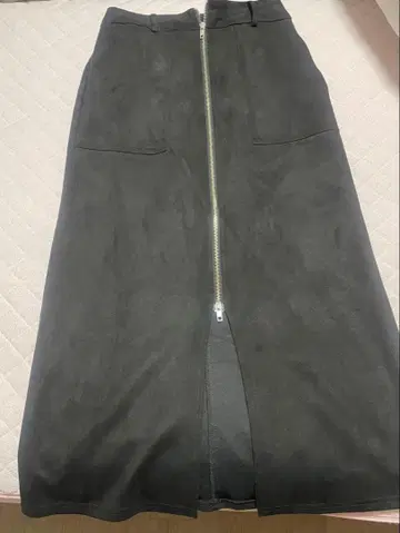 LOWRYS FARM 모듬Z 타이트 스커트 블랙