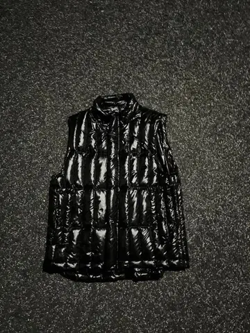 y2k 블랙 반질반질 다운 베스트 더블 지퍼 광택