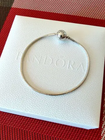 Pandora Essence 실버 팔찌 새상품급