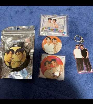 GMMTV의 Firstkhaotung 세트