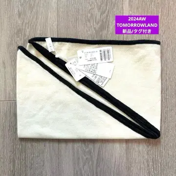 새상품 TOMORROWLAND/GALERIE VIE 트라이앵글 스톨