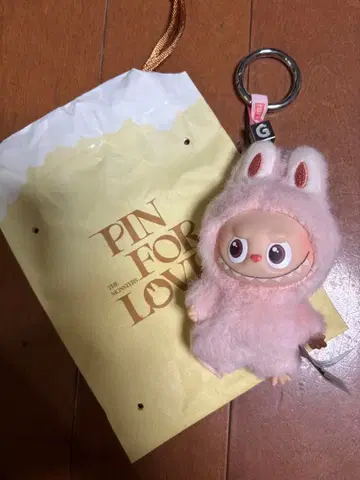 [ G ] 팝마트 러브브 PIN FOR LOVE 봉제 인형 펜던트