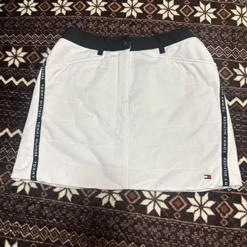 타미힐피거 골프 스커트 충전솜 화이트/블랙