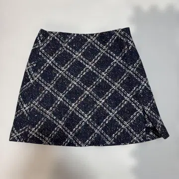 릴리 브라운 네이비 랩스커트