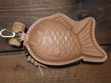 천연 가죽 도미빵 파우치 금속 고리 부착 도치기 가죽 사용