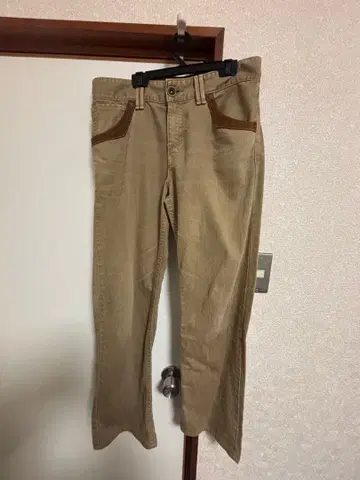 EDWIN 베이지 데님 팬츠