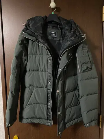 BEAMS HEART 빔즈 하트 올리브 그린 다운 자켓