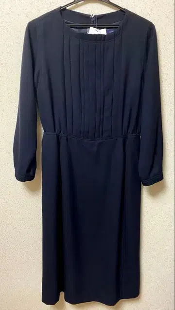 [ 미사용 ] HUMAN WOMAN 다크 네이비 원피스