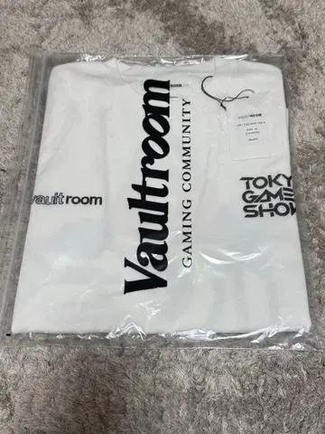 vaultroom TGS 2025 TEE A 화이트 티셔츠