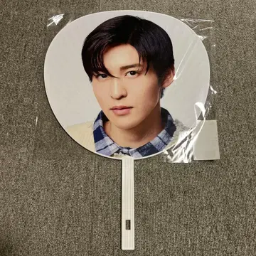 Snow Man LIVE TOUR 2022 메구로 렌 부채